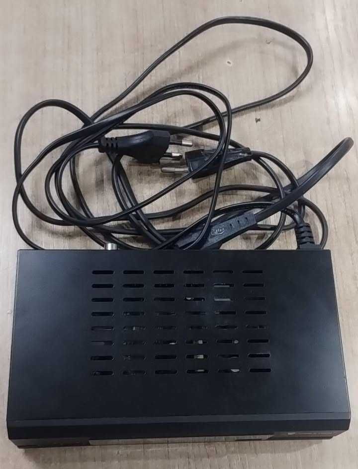 Dekoder do telewizji Cabletech URZ0090