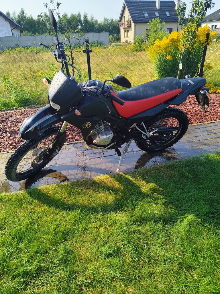 Yamaha  XT 125 R