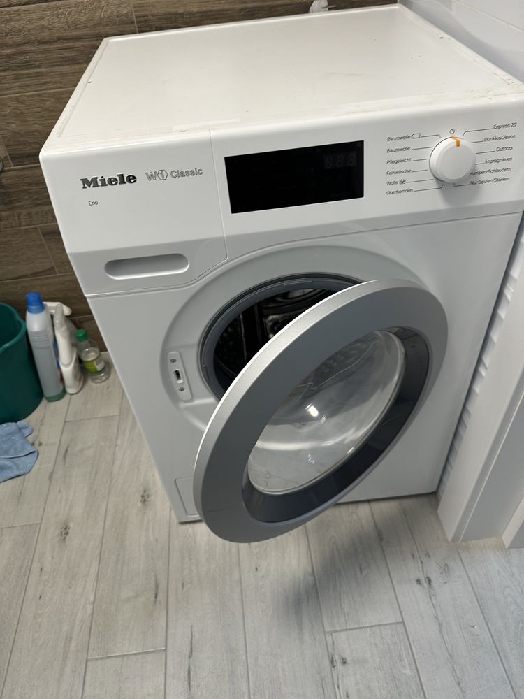 Пральна машина Miele