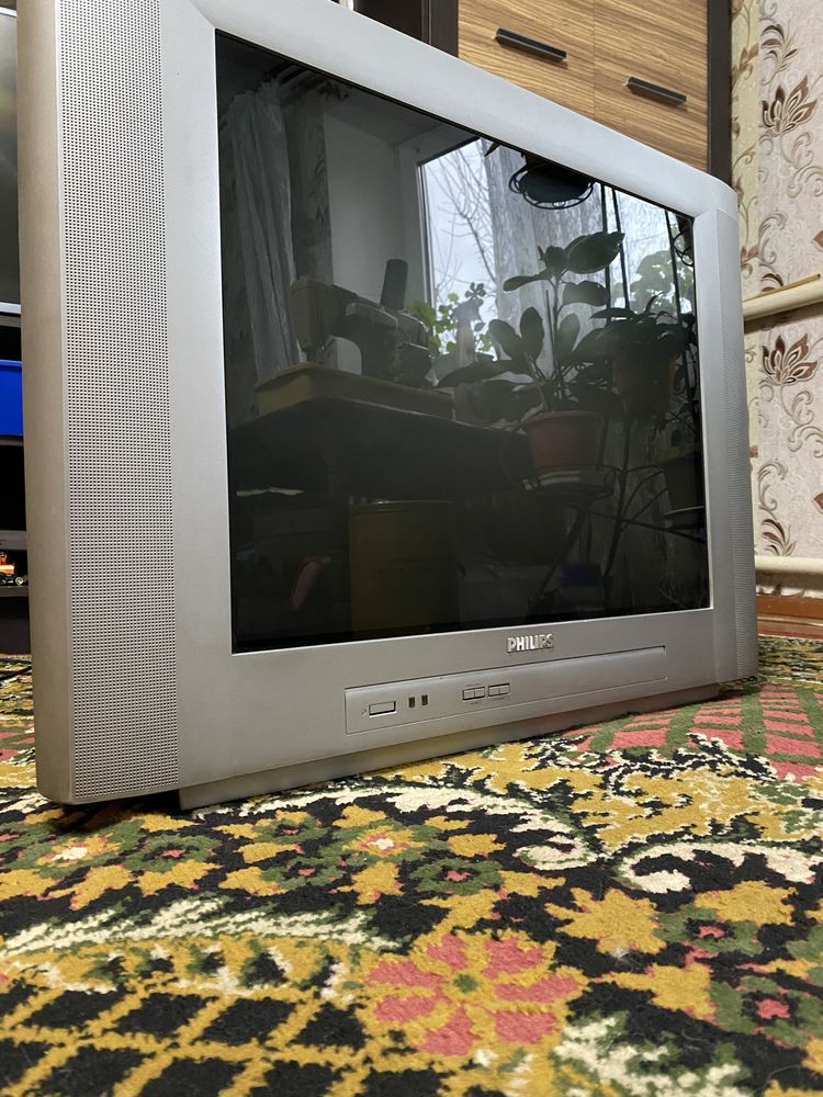 Телевізор Philips 29 дюймів Real Flat TV 73,7 см(29ʼ)