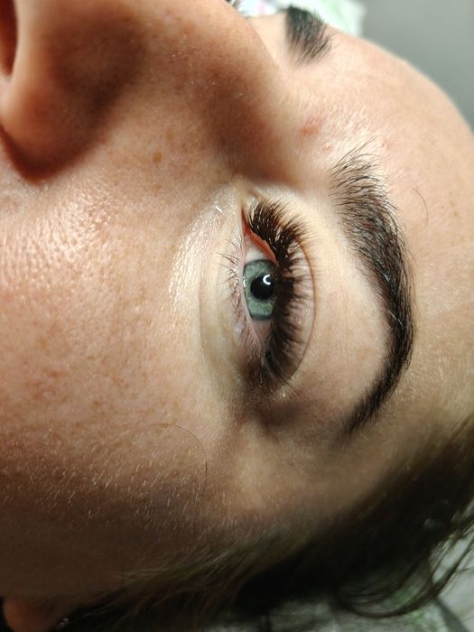 Przedłużanie rzęs