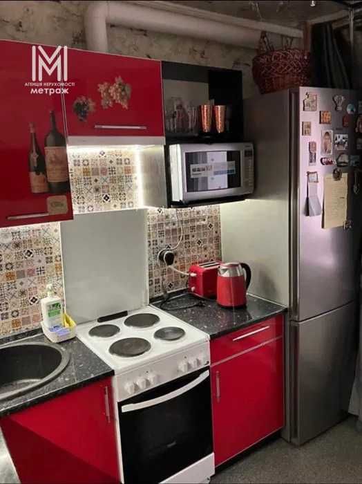 Продам 2к квартиру метро Левада!Центр