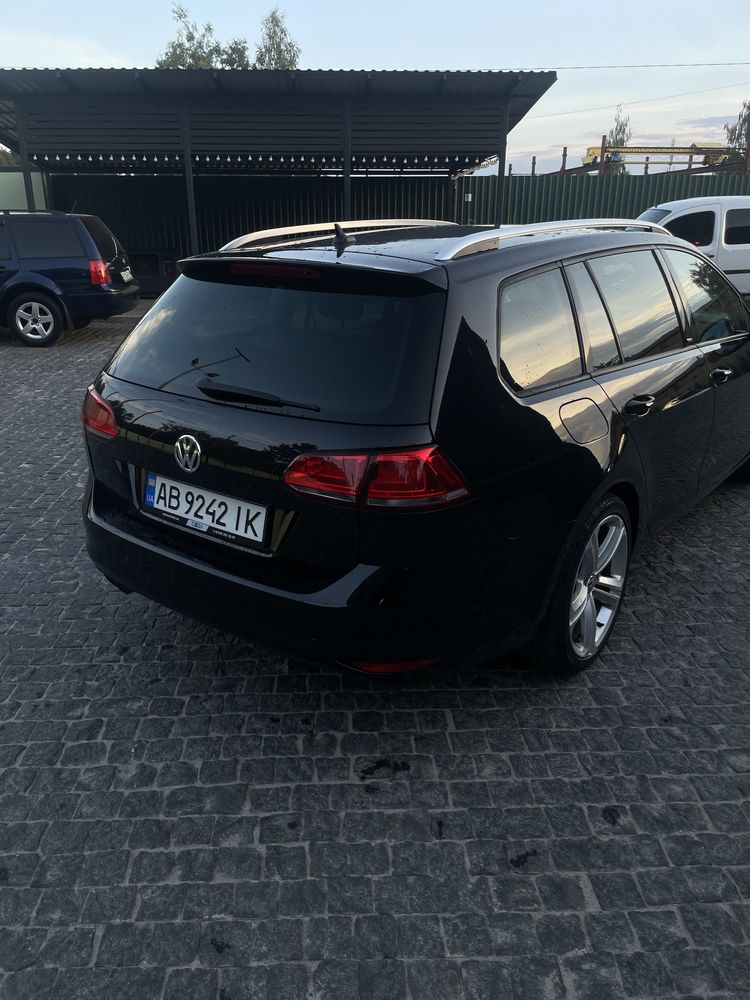 Продам Volkswagen Golf 7