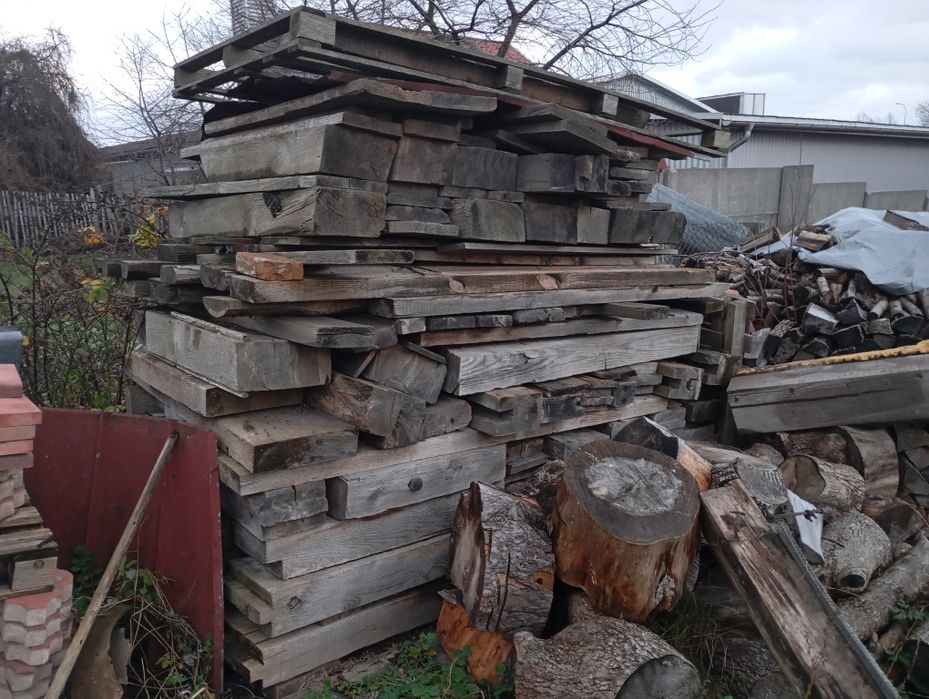 Ściany drewniane  z rozbiórki desk dylaki i stare drzewo 1949 r