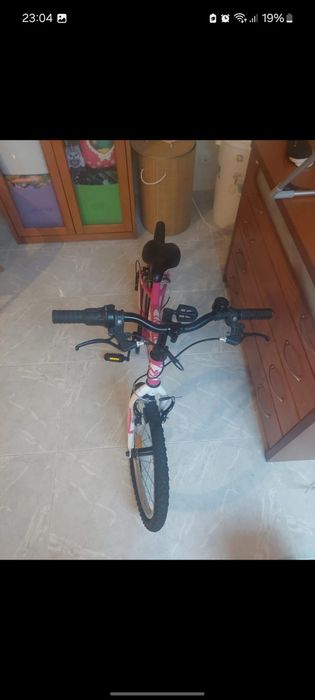 Bicicleta de criança apartir 5/6 anos