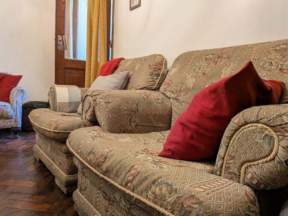Sofa 3 lugares + 2 Cadeiroes | Ponta Delgada