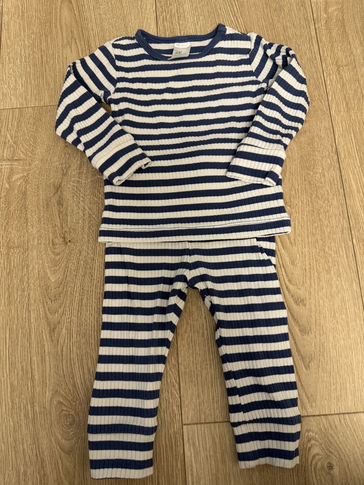 Dzianinowy komplet 74 h&m spodenki newborn