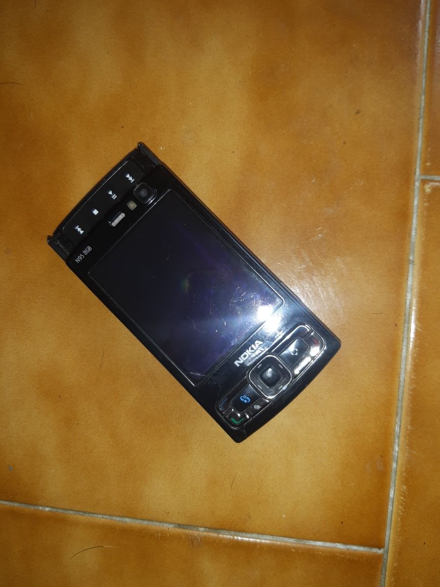 Nokia N95 8GB bom estado