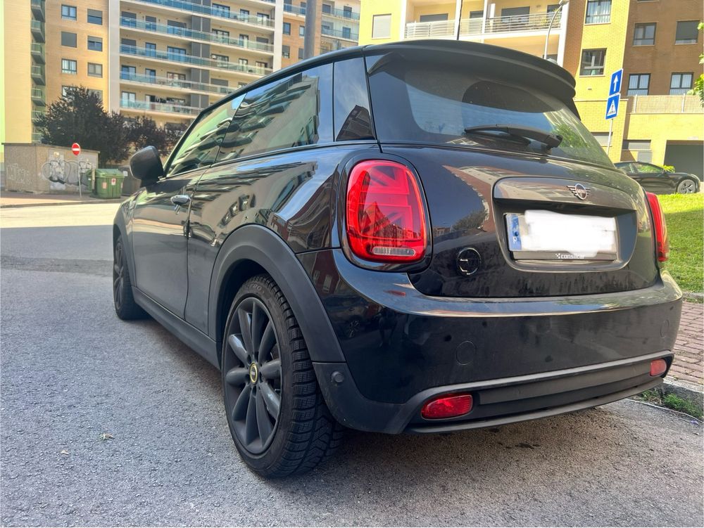 Mini cooper SE Premium Extra - semi novo