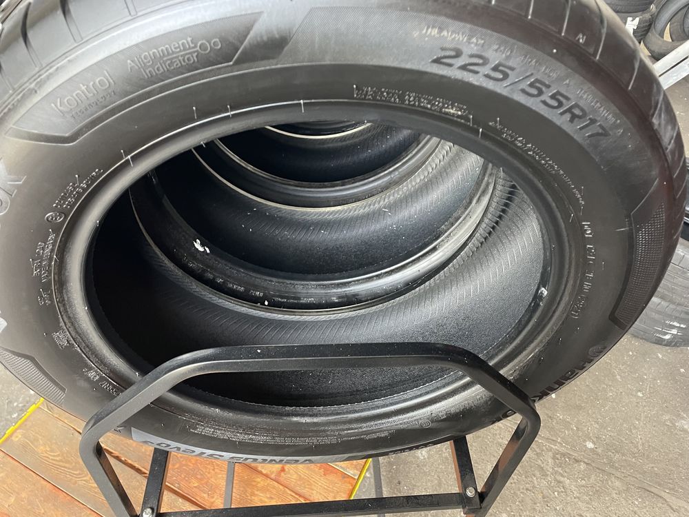 Hankook 225/55 R17 Super Stan! 21 Rok!