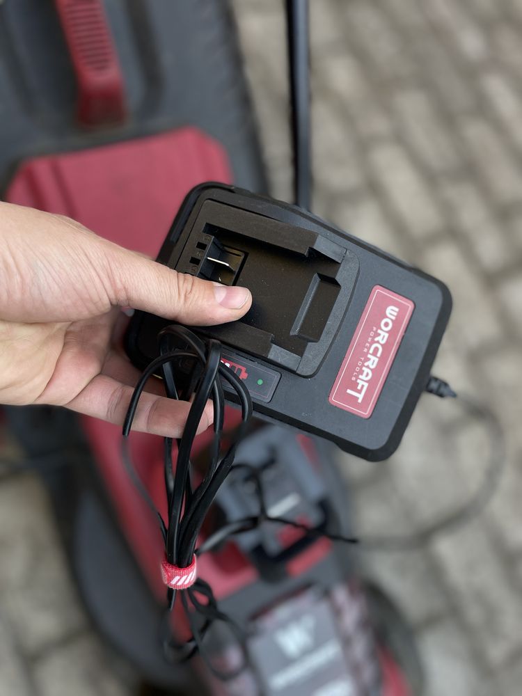 Продам аккумуляторну безщіткову газонокосилку WORCRAFT CLM-S20LiB