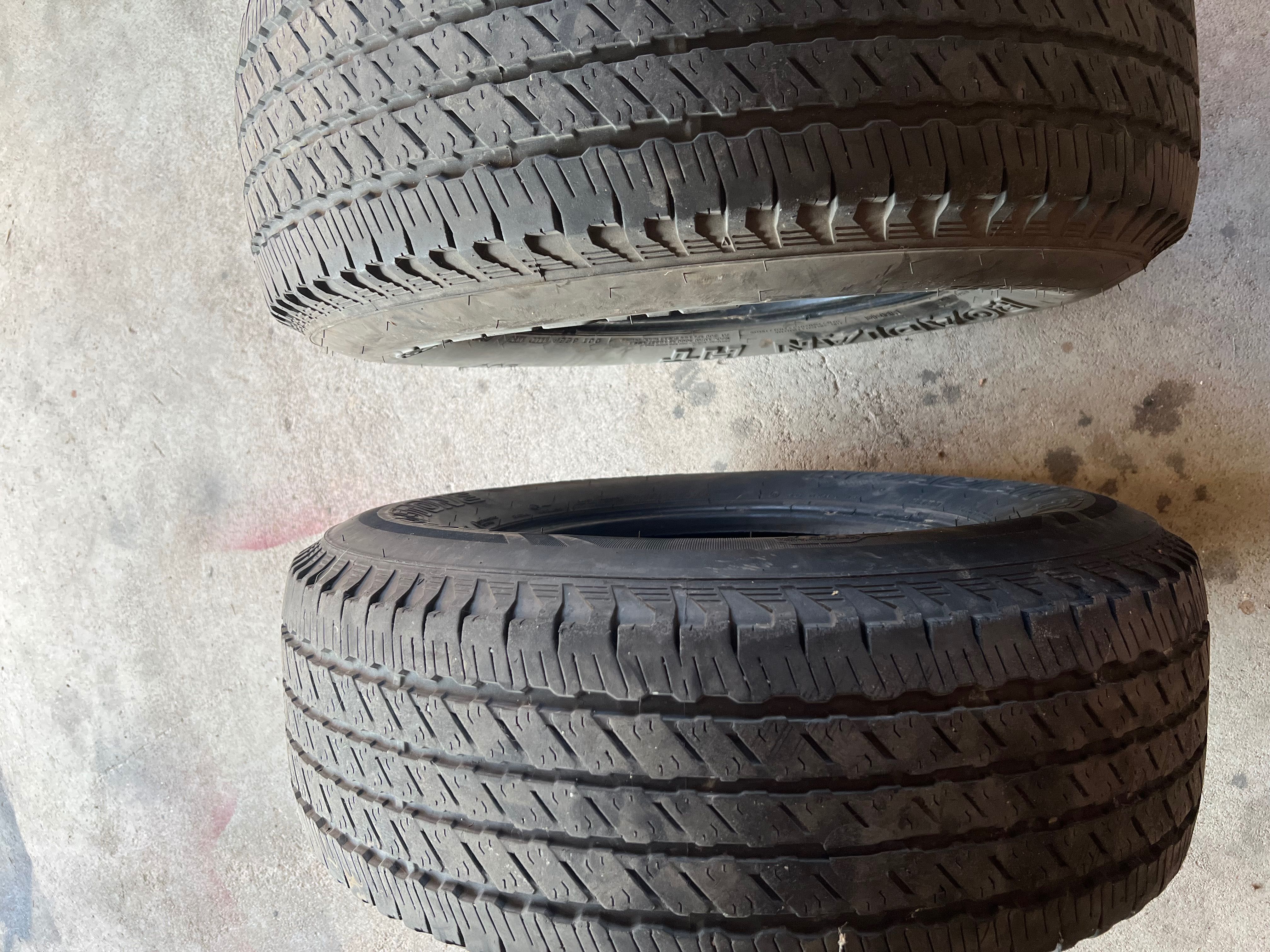 2 pneus 265/70 R15