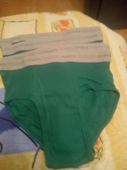 Nowe slipy firmy Hanes XL 4  szt