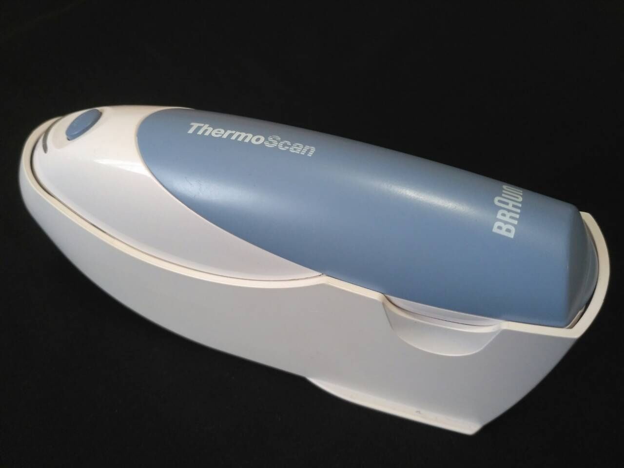 Продам ушной термо-сканер фирмы Braun.