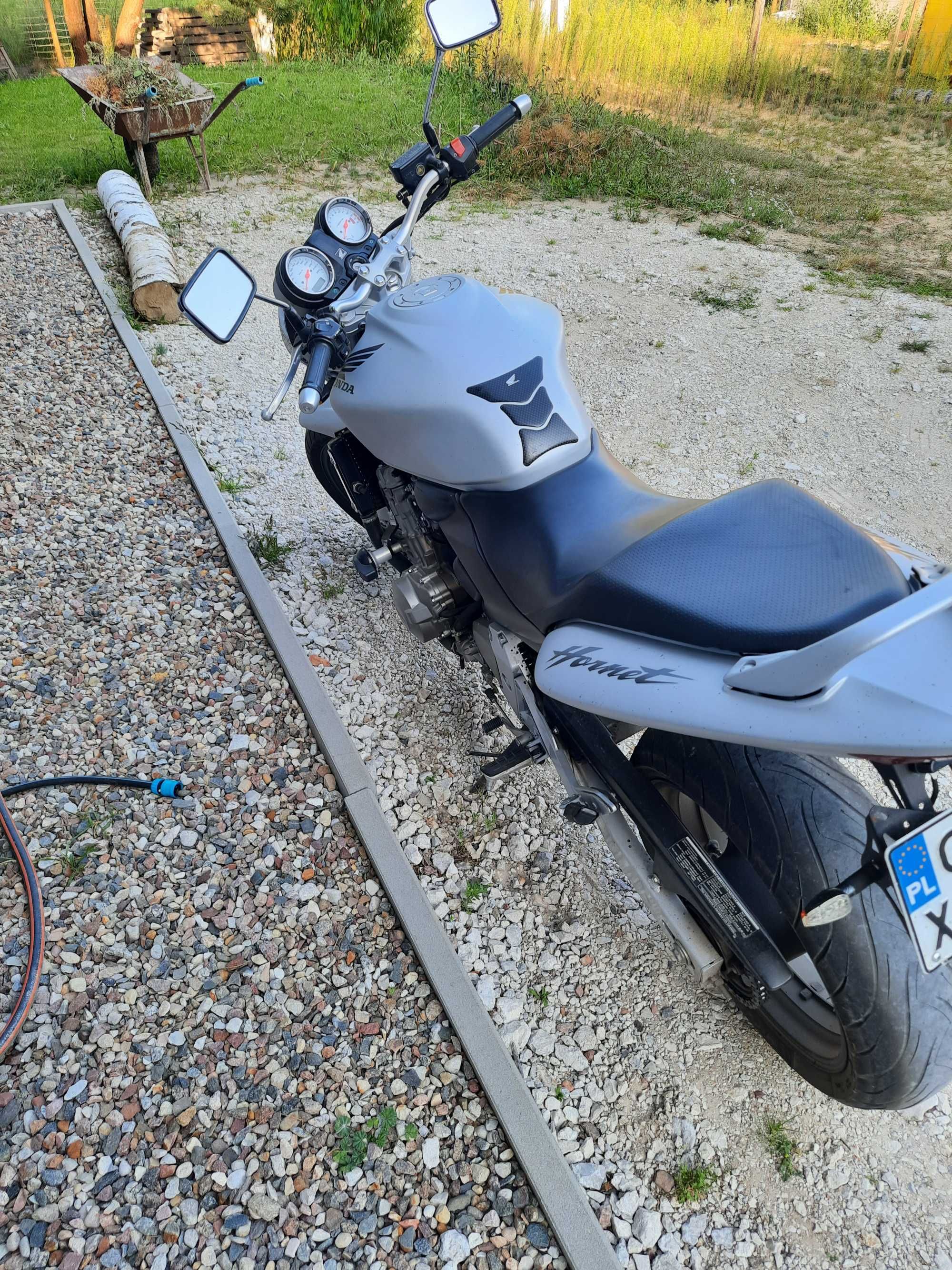 Honda hornet 2004