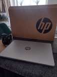 Laptop HP 15s 4gb,120ssd Celeron n4120 2x 1,.10ghz