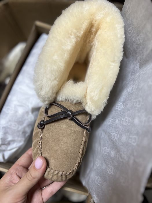 Мокасини жіночі Ugg Australia Alena 37