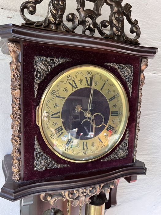 Старийинастінний голинник Німеччина tempus fugit