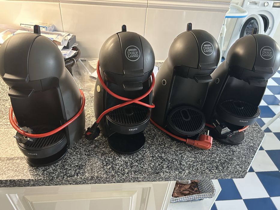 Dolce gusto para quem quiser arranjar ou peças
