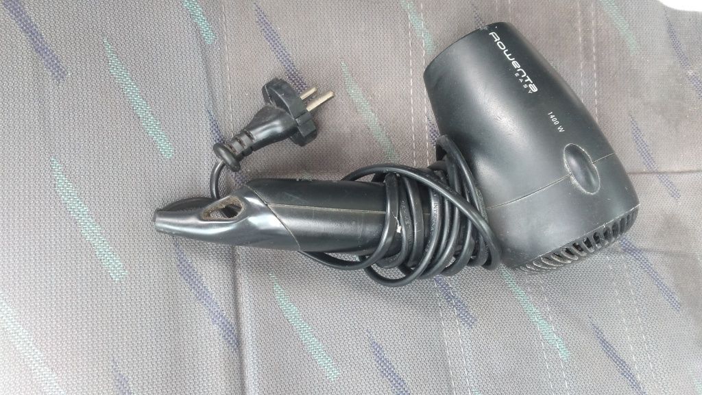 Vendo secador de cabelo de marca Rowenta (Avariado)