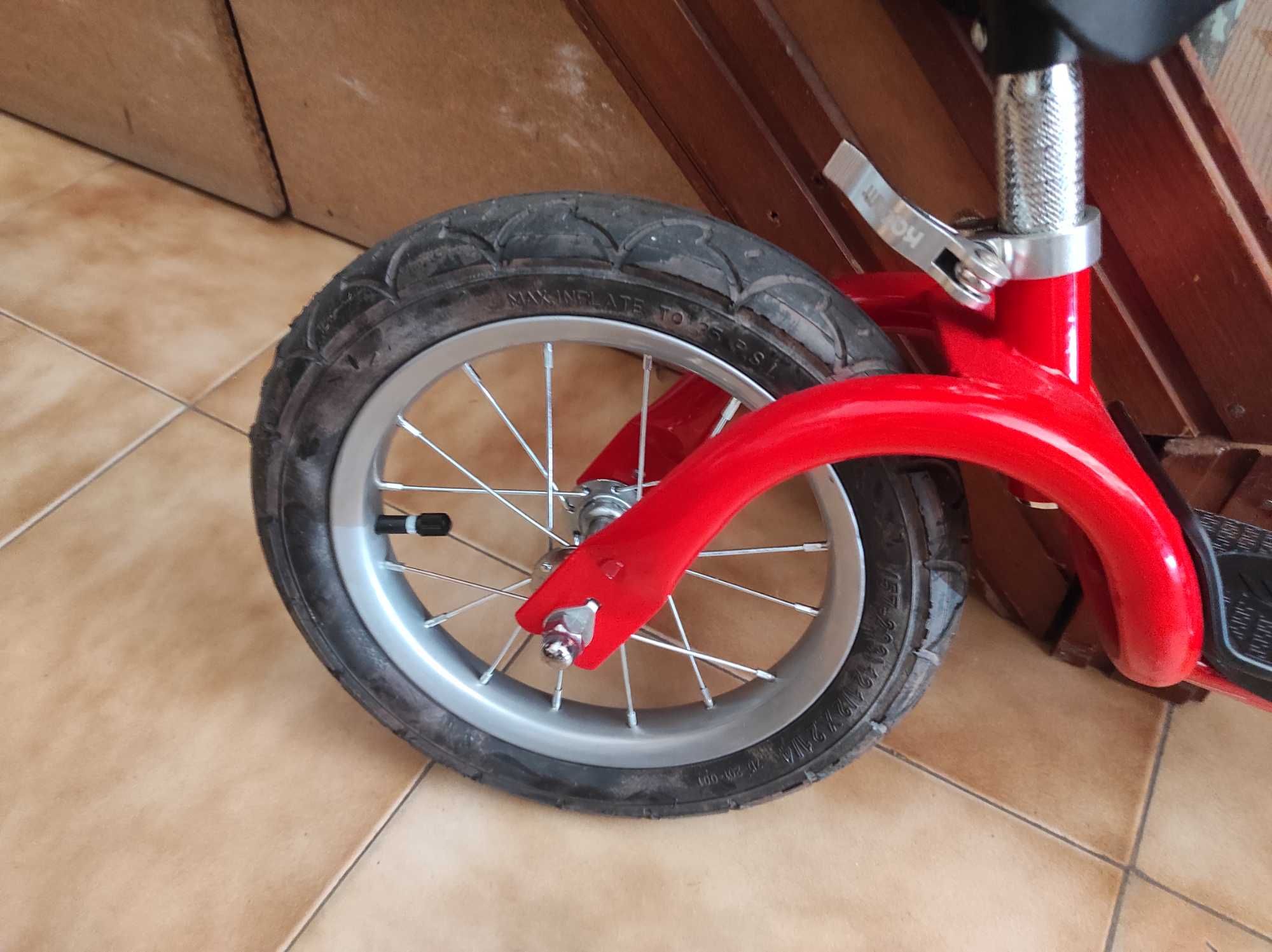 Promoçao Bicicleta de equilíbrio, com pneu 12, como novo, baixa de pre