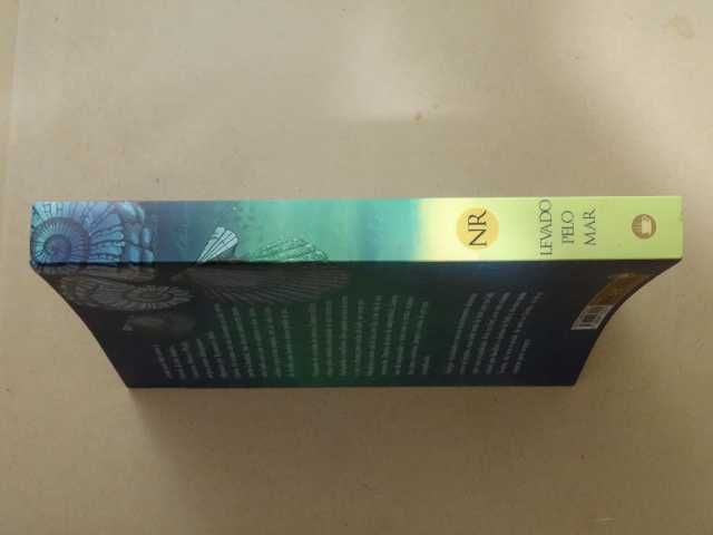 Levado Pelo Mar de Nora Roberts - 1ª Edição