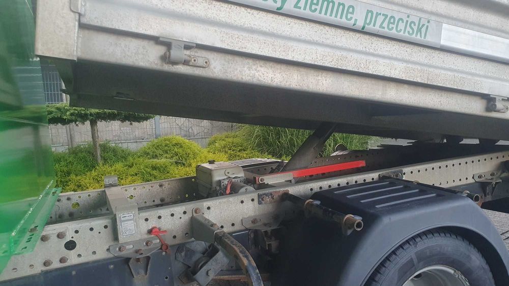 Iveco Daily 35C15 DoKa 7-osobowa, Wywrotka, Hak, Skrzynia narzędziowa.