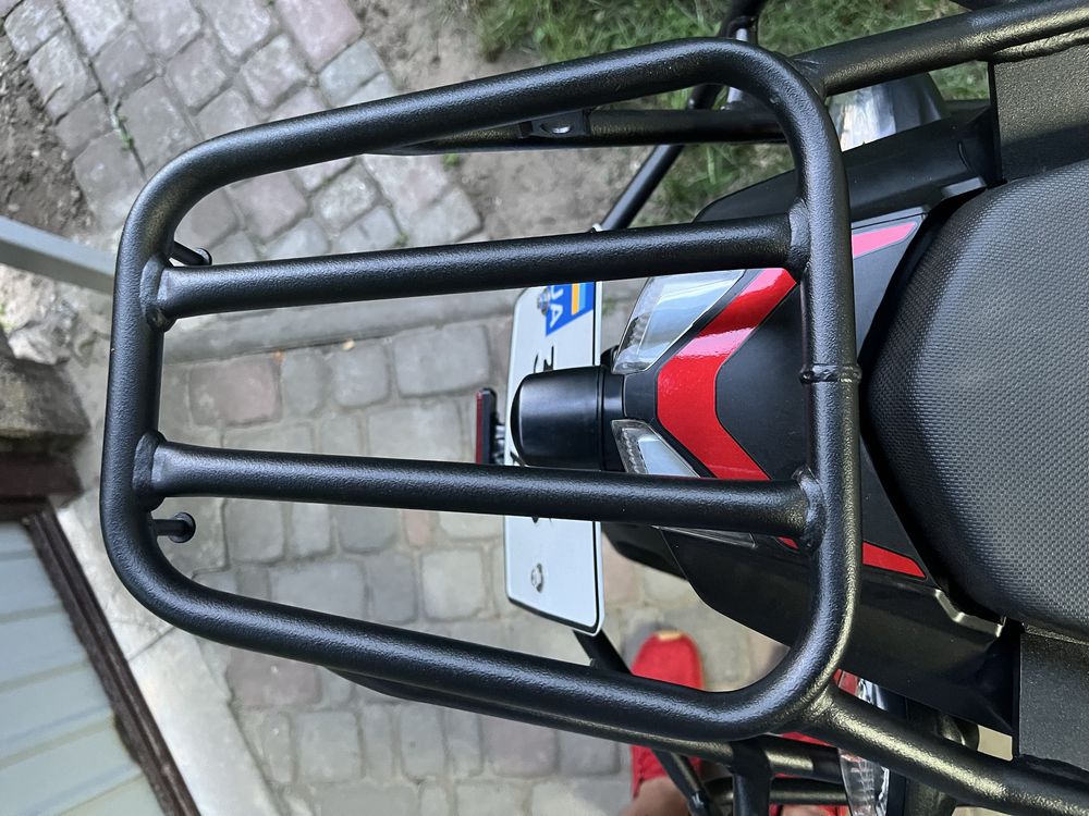 Багажна система з кофрами на Bajaj Pulsar ns200