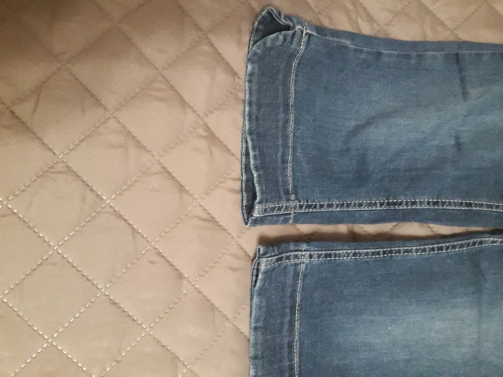 Женские джинсовые бриджи бриджі