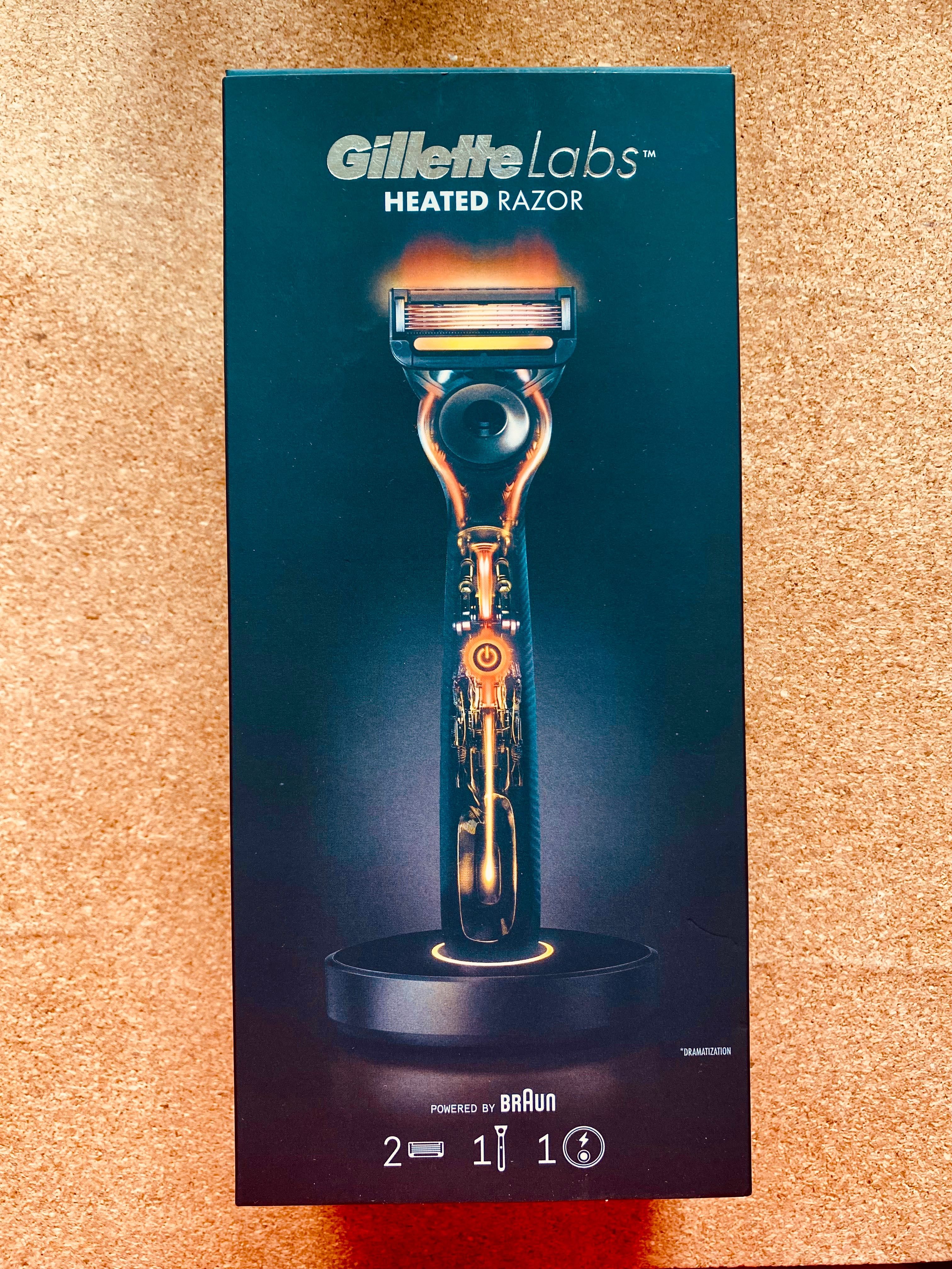 GILLETTE Labs Heated Razor