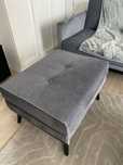 Scandicsofa Puf Podnóżek Klematisar Steel / szary czarna rama