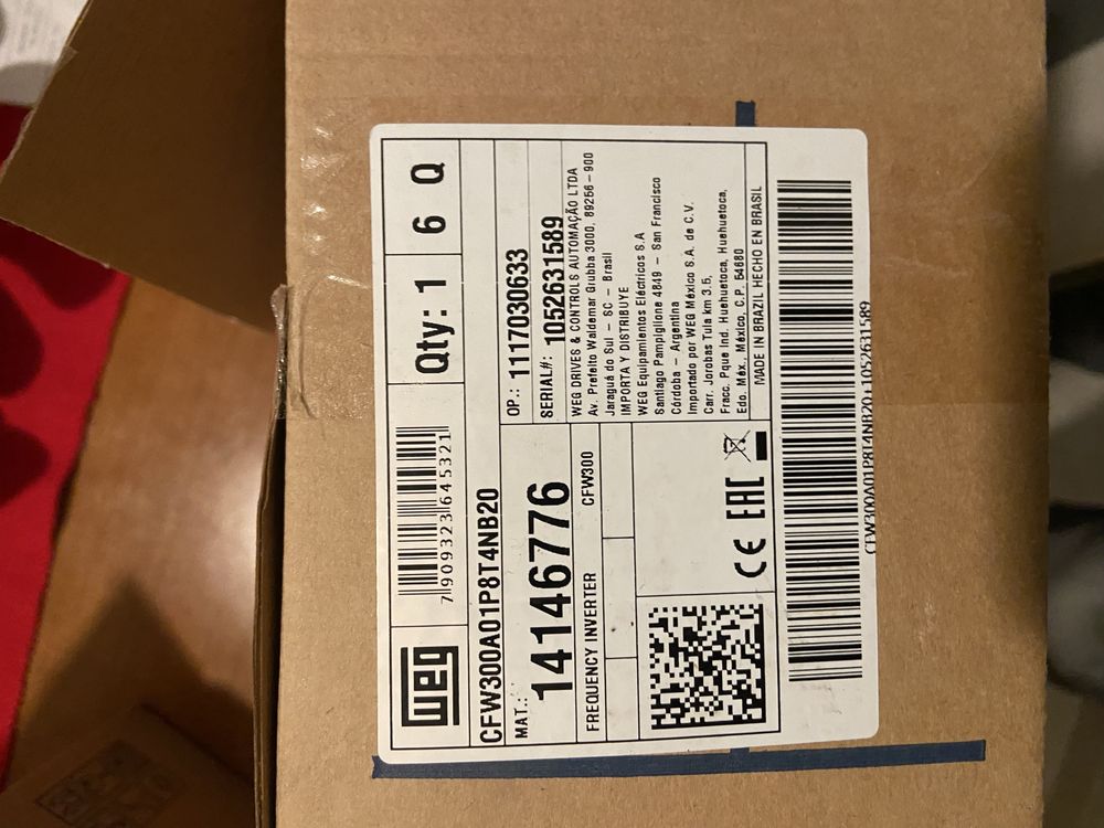 Variador de frequencia novo weg  CFW300A01P8T4NB20