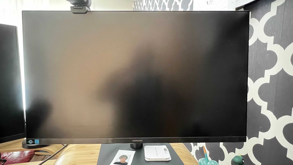 Monitores SAMSUNG procuram casa para continuarem a ser felizes