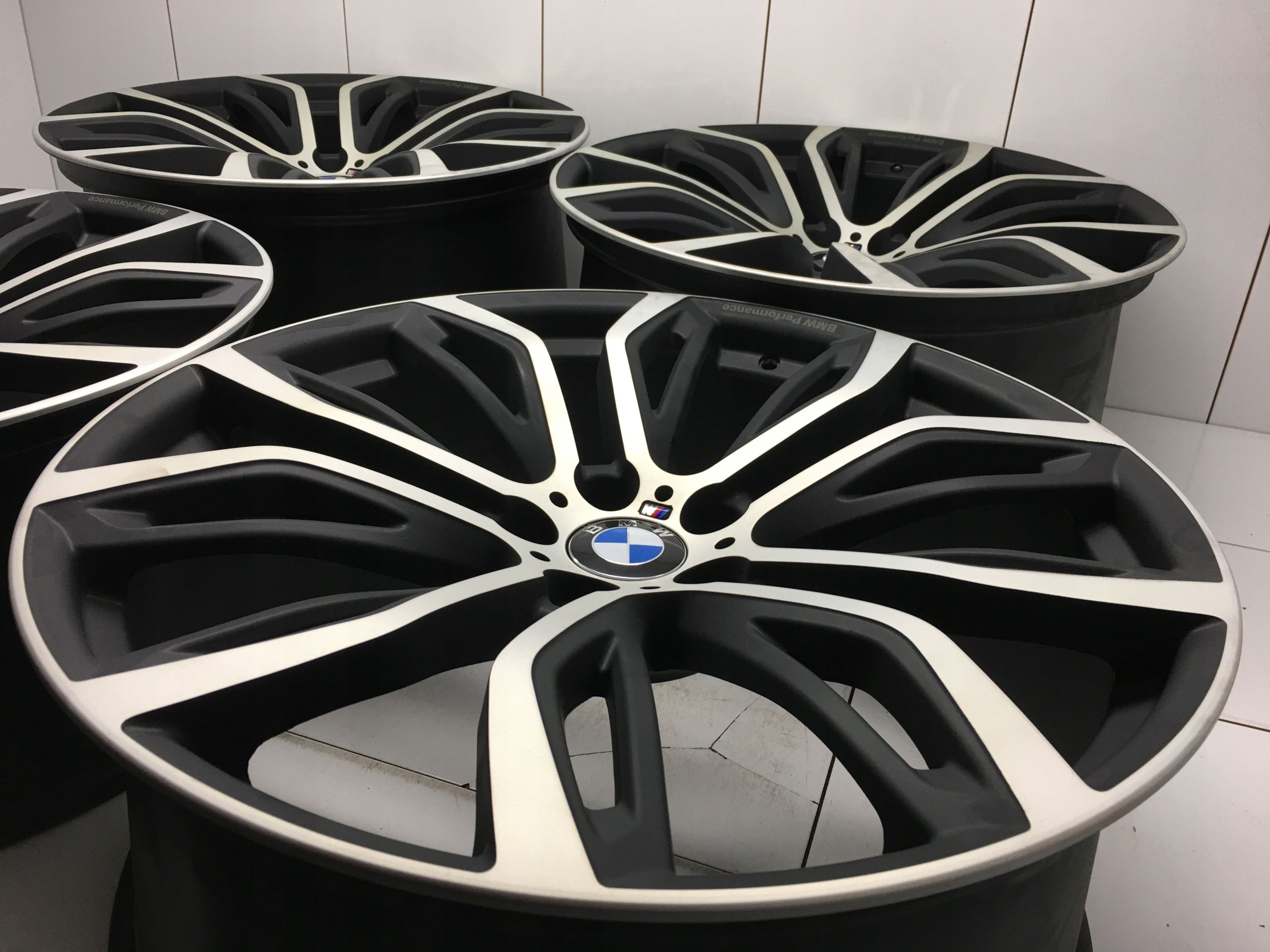Felgi 22 BMW X5 X6 F15 F16 m Performance Idealne 5x120