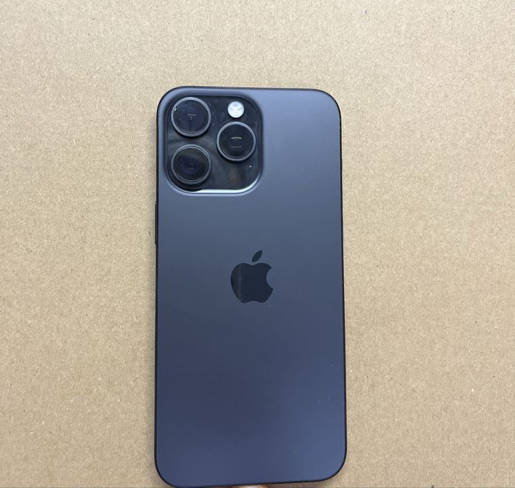 Продаю айфон 15 Pro Max, на 512Gb,ємність 87%,стан ідеальний