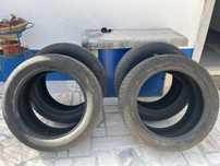 Pneus em bom estado (Medidas 285/45 r19 e 255/50 r19)