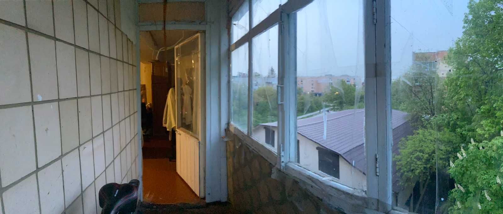 Реальна 1к квартира чешка в цегляному будинку на Браилках.
