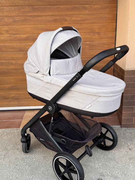 Продаємо дитячий візочок Cybex Balios S lux 3 в1