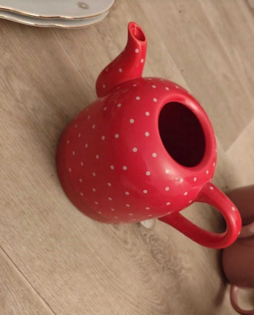 Czajnik ceramiczny