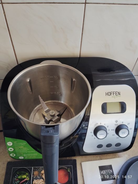 Robot kuchenny wielofunkcyjny
