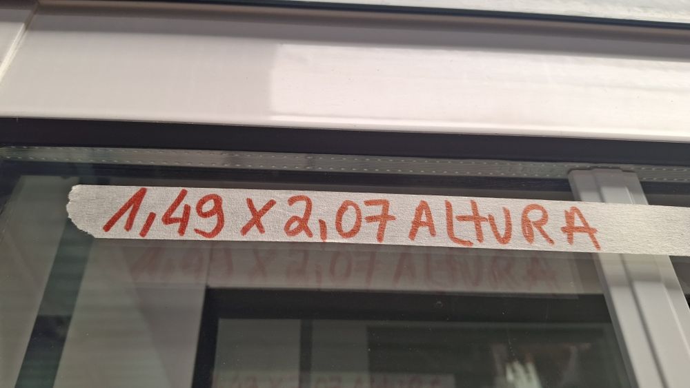 Sacadas aluminio vidro  duplo