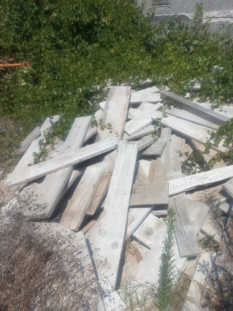 Escoras metalicas usadas vigas e madeira cofragem