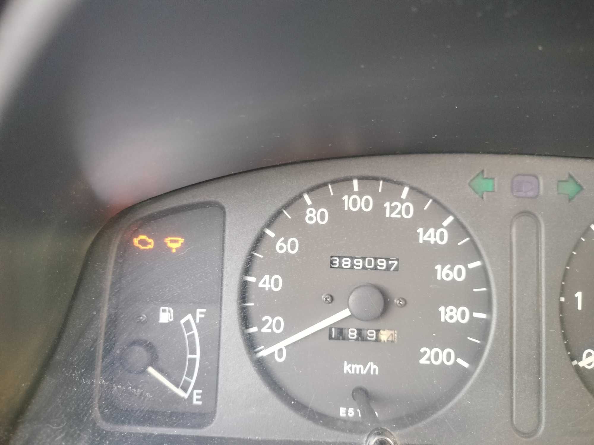 Toyota STAR-VAN 2.0 com A/C