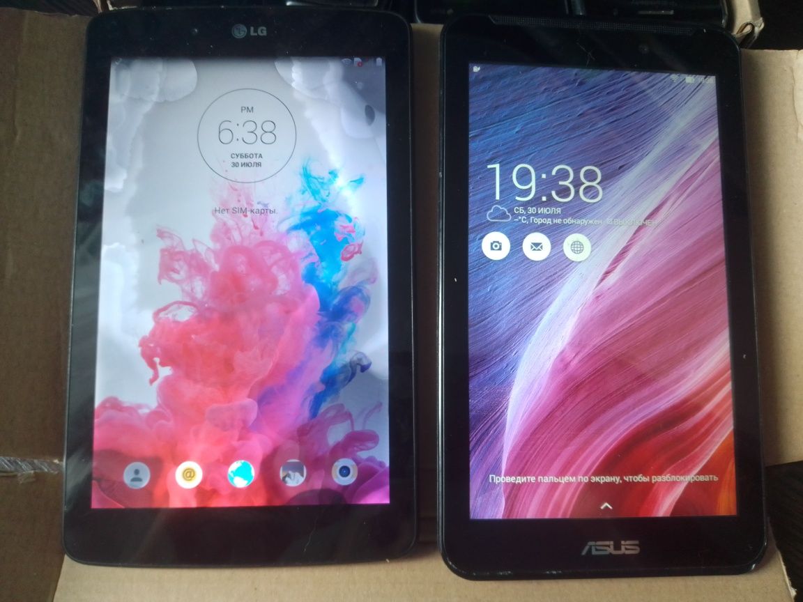 2 планшети LG UK410 и Asus MemoPad 7