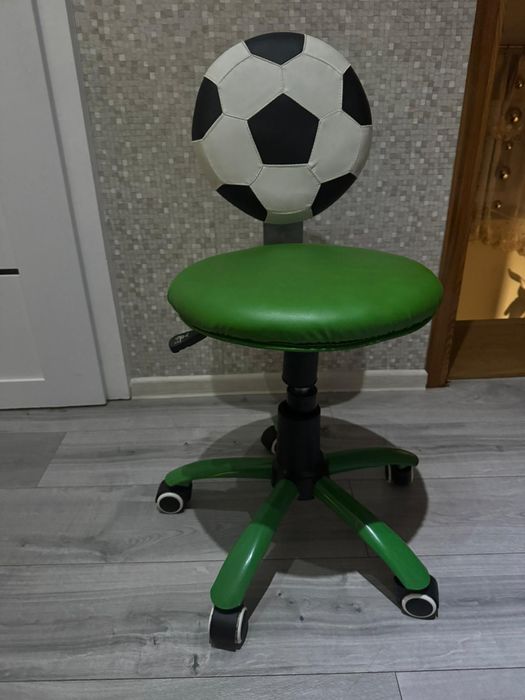 Krzesło obrotowe dziecięce