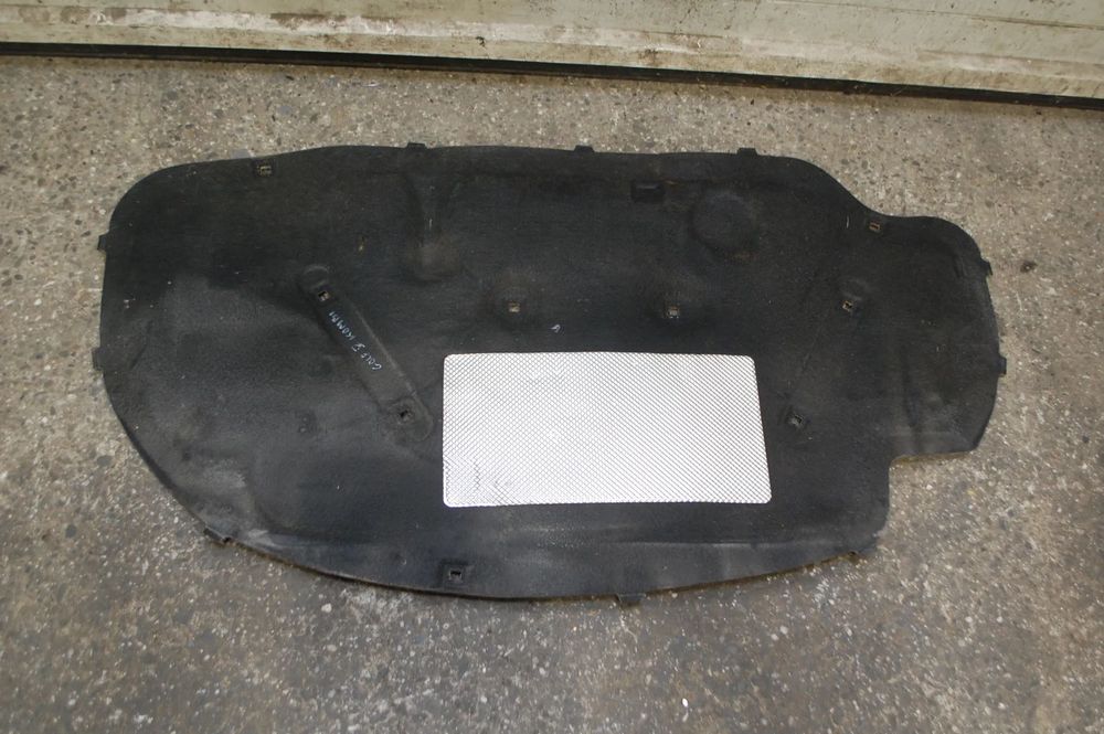 WYGŁUSZENIE MASKI + SPINKI PODBITKA VW GOLF V KOMBI