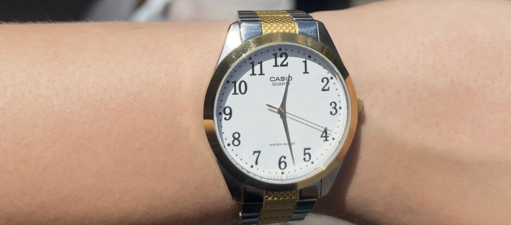 Годинник Casio Quartz (унісекс)
