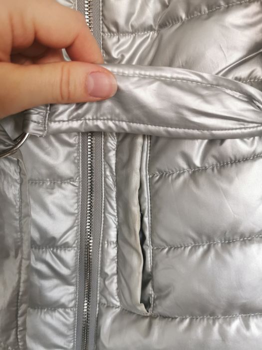 Piękna srebrna kurtka pikowana puchowa Mohito