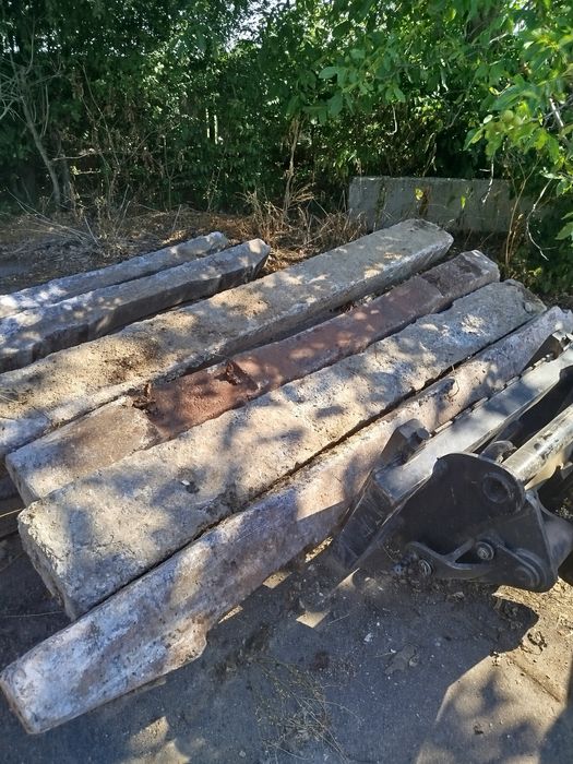 Бетоні шпали у відмінному стані