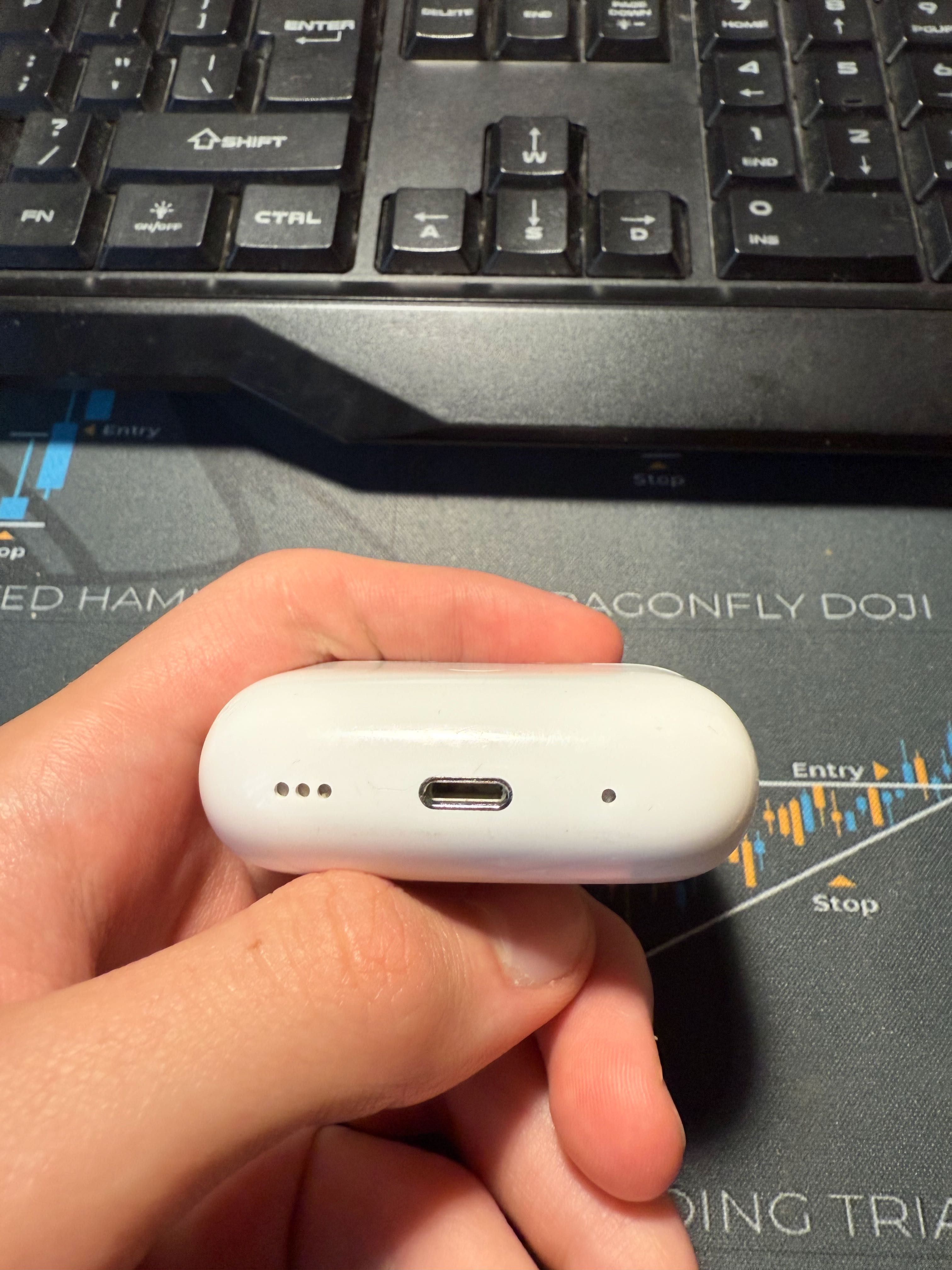 Oryginalne etui AirPods Pro 2 (2023) – bez słuchawek